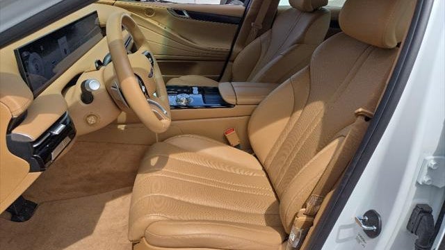 2025 Genesis G80 2.5T