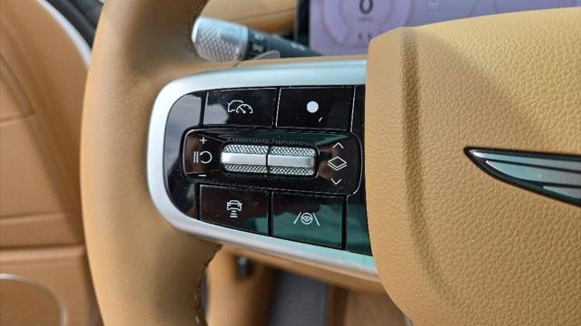 2025 Genesis G80 2.5T