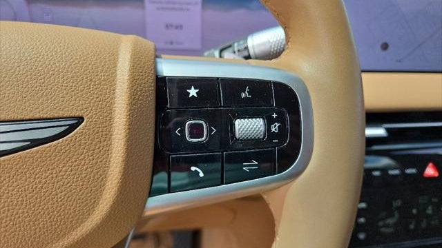2025 Genesis G80 2.5T