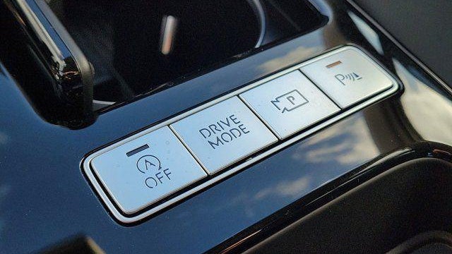 2025 Genesis G80 2.5T