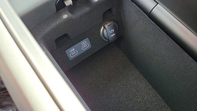 2025 Genesis G80 2.5T