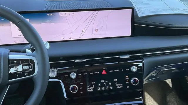 2025 Genesis G80 2.5T