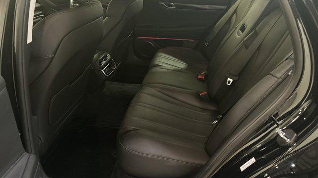 2025 Genesis G80 2.5T