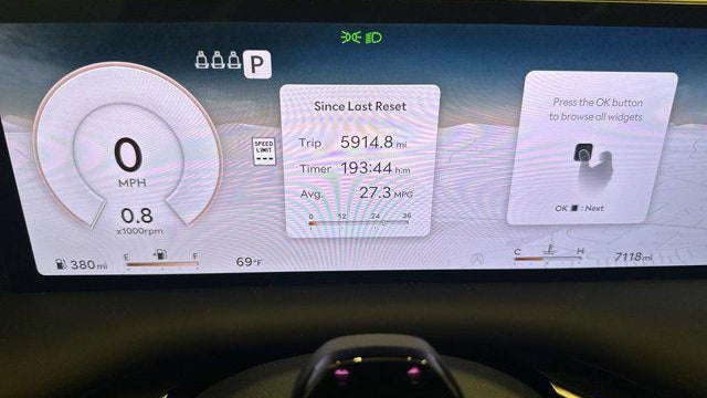 2025 Genesis G80 2.5T