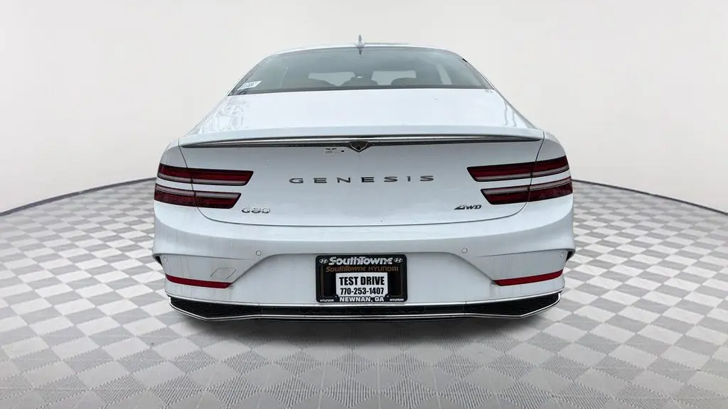 2026 Genesis G80 2.5T