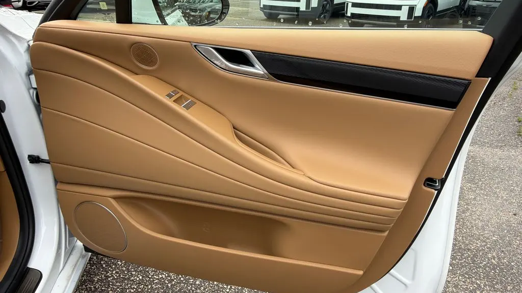 2026 Genesis G80 2.5T