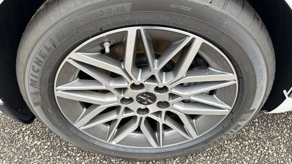 2026 Genesis G80 2.5T