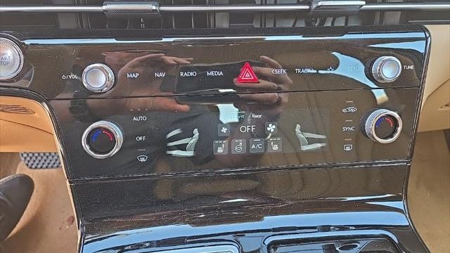 2025 Genesis G80 2.5T