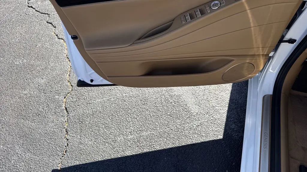 2026 Genesis G80 2.5T