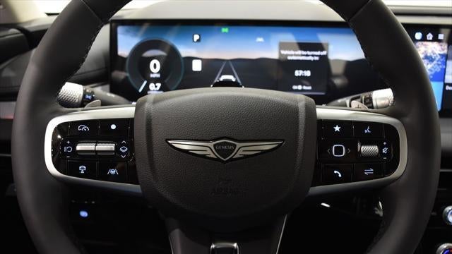 2025 Genesis G80 2.5T