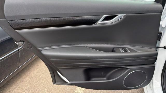 2026 Genesis G80 2.5T