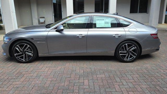 2026 Genesis G80 2.5T Advanced