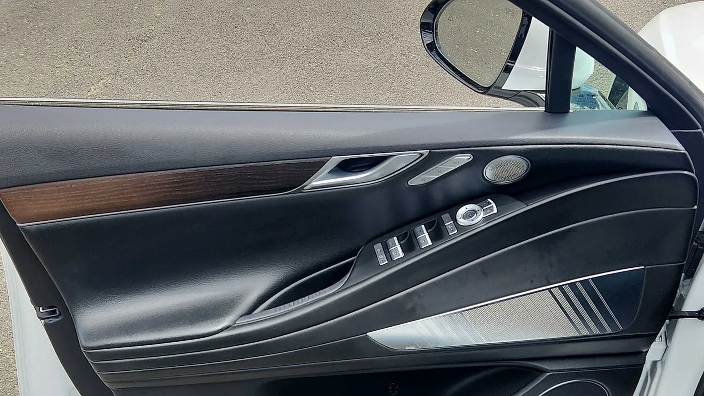 2022 Genesis G80 2.5T