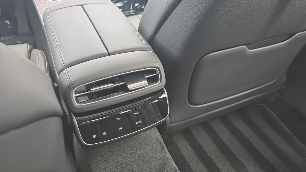 2026 Genesis G80 2.5T Advanced