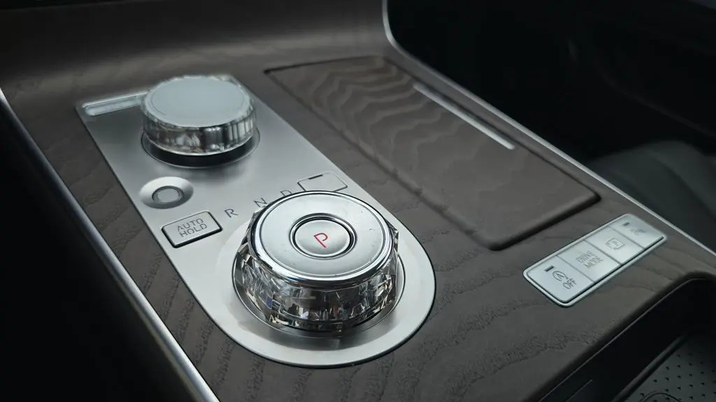 2026 Genesis G80 2.5T Advanced