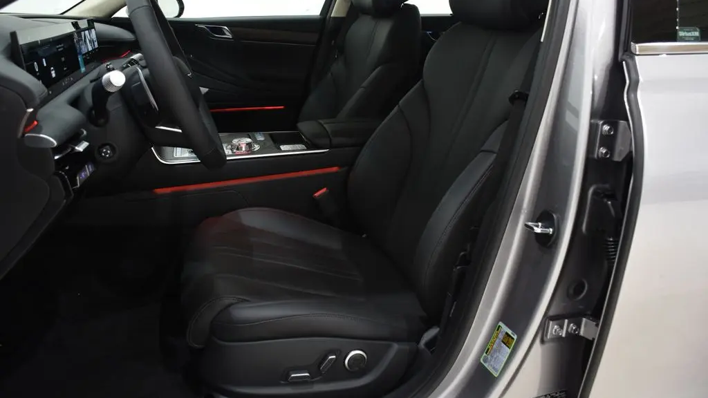 2026 Genesis G80 2.5T Advanced