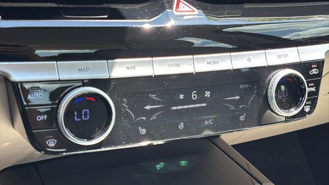 2024 Genesis G80 2.5T