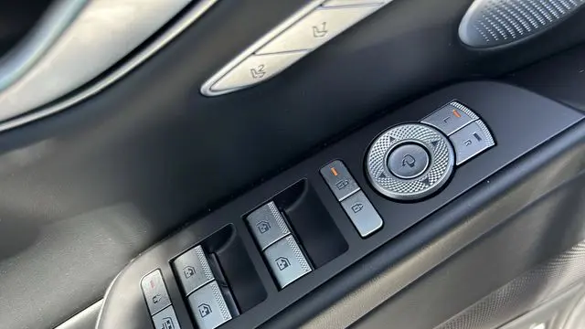 2026 Genesis G80 2.5T Advanced