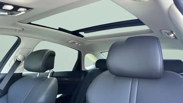 2026 Genesis G80 2.5T Advanced