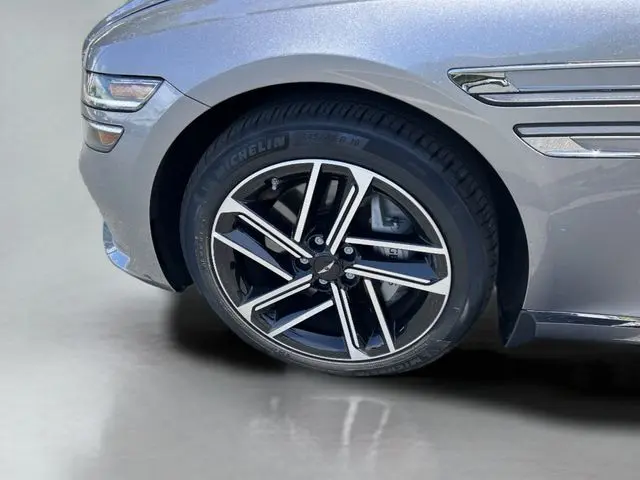 2026 Genesis G80 - $59,981