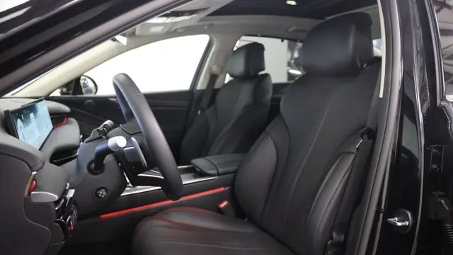 2026 Genesis G80 2.5T Advanced