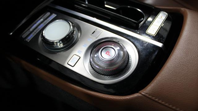2023 Genesis G80 2.5T