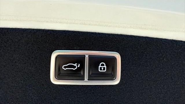 2024 Genesis G80 2.5T