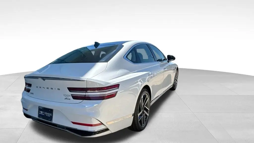 2026 Genesis G80 2.5T Advanced
