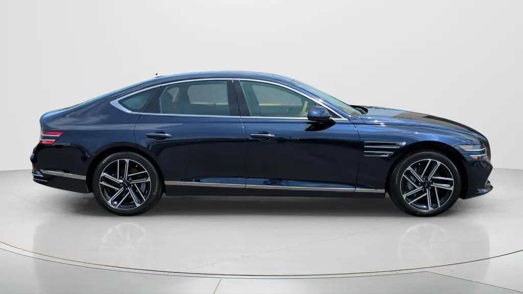 2026 Genesis G80 2.5T Advanced