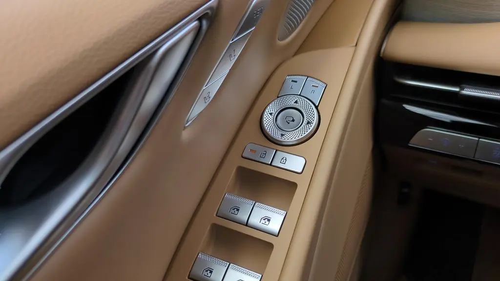2026 Genesis G80 2.5T Advanced