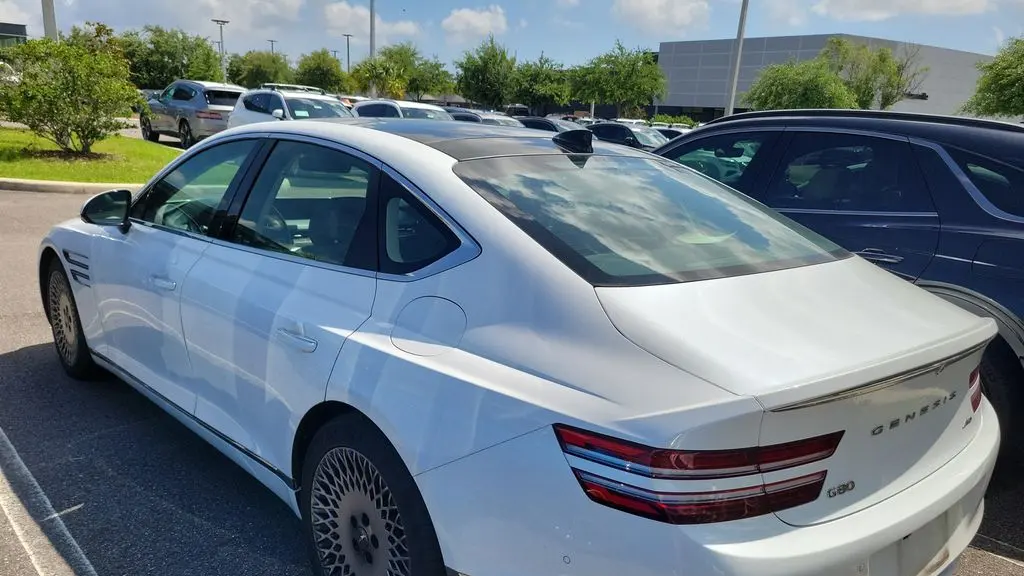 2022 Genesis G80 2.5T