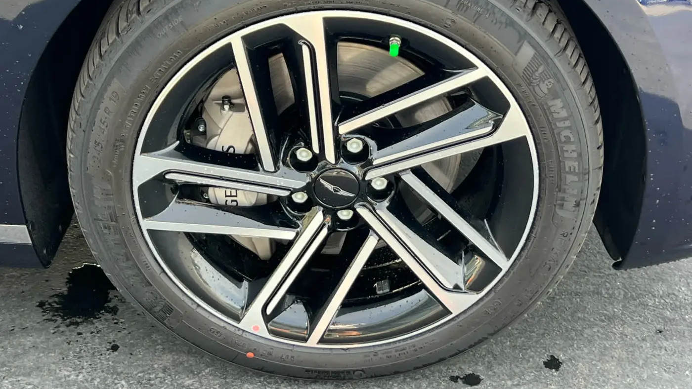 2026 Genesis G80 2.5T Advanced