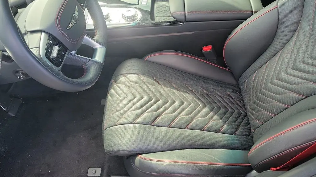 2025 Genesis G80 2.5T Sport Prestige