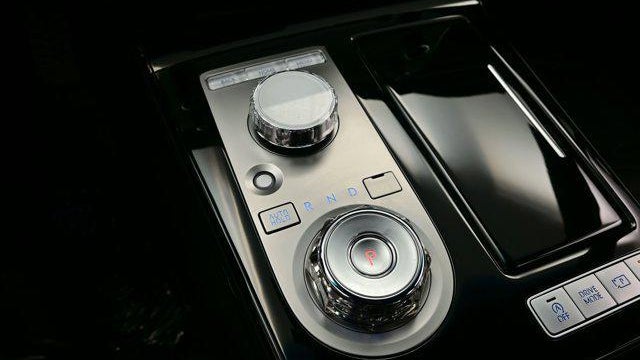 2026 Genesis G80 2.5T Sport Prestige