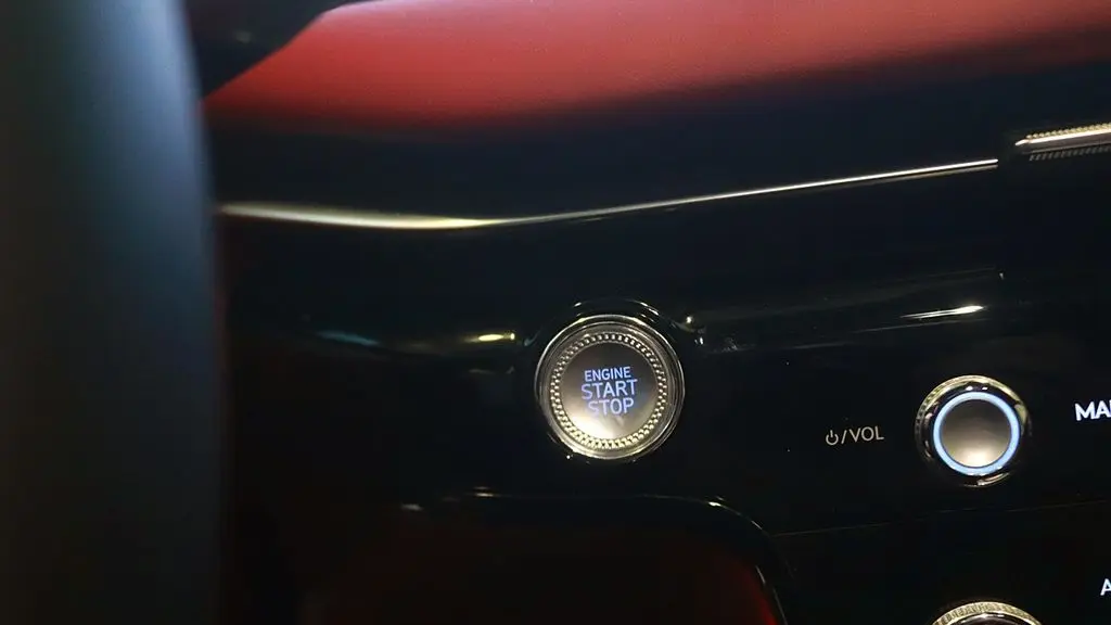 2025 Genesis G80 2.5T Sport Prestige