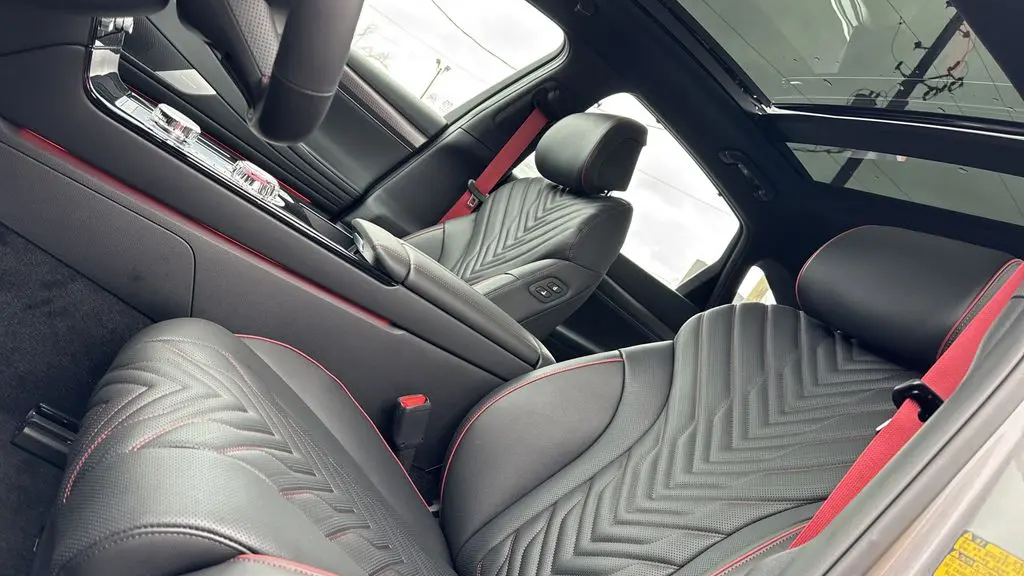 2026 Genesis G80 2.5T Sport Prestige