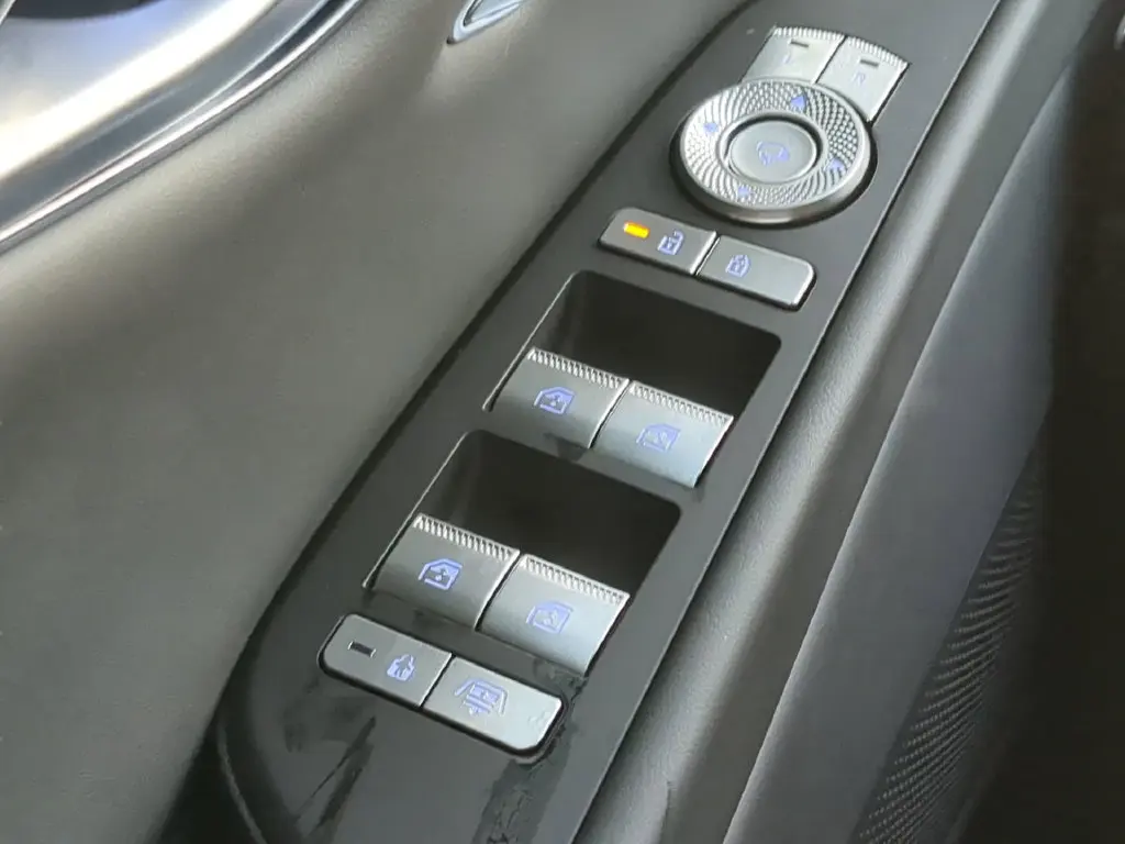 2025 Genesis G80 - $52,899