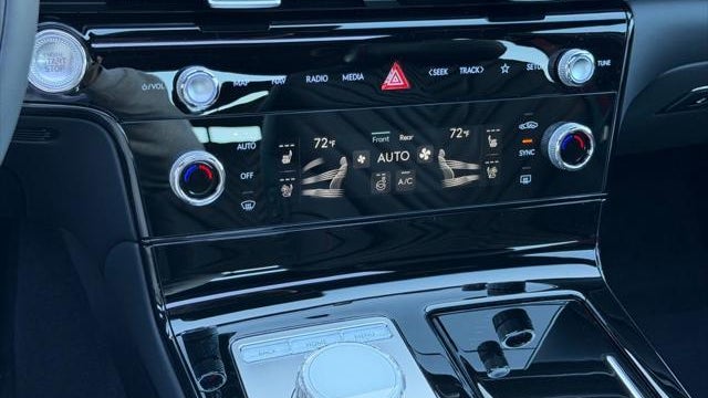 2026 Genesis G80 2.5T Sport Prestige
