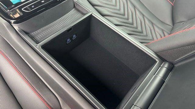 2025 Genesis G80 3.5T Sport Advanced