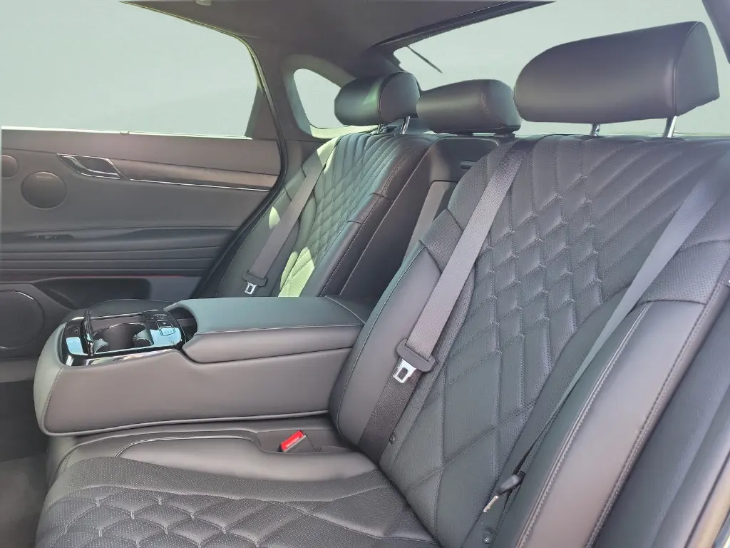 2026 Genesis G80 - $80,999