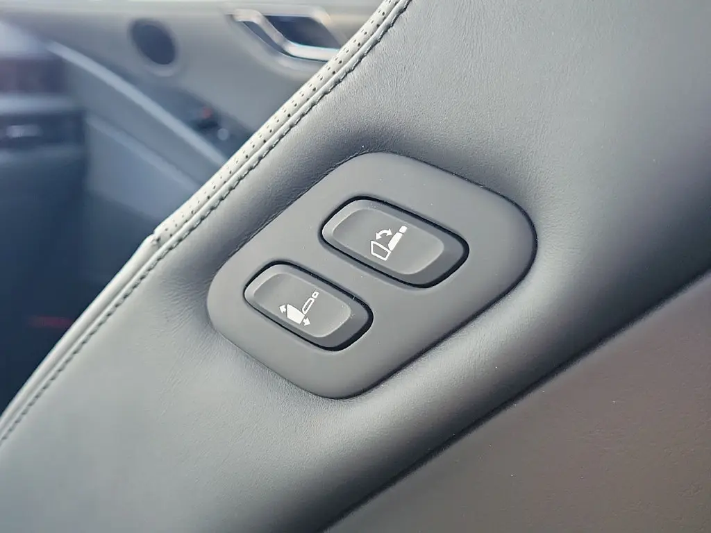 2026 Genesis G80 - $80,999