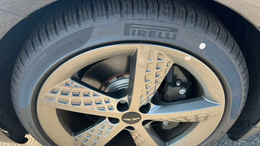 2025 Genesis G80 3.5T Sport Prestige