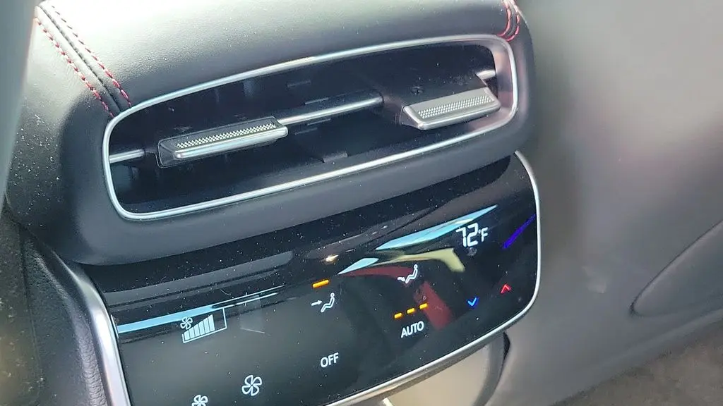 2025 Genesis G80 3.5T Sport Prestige