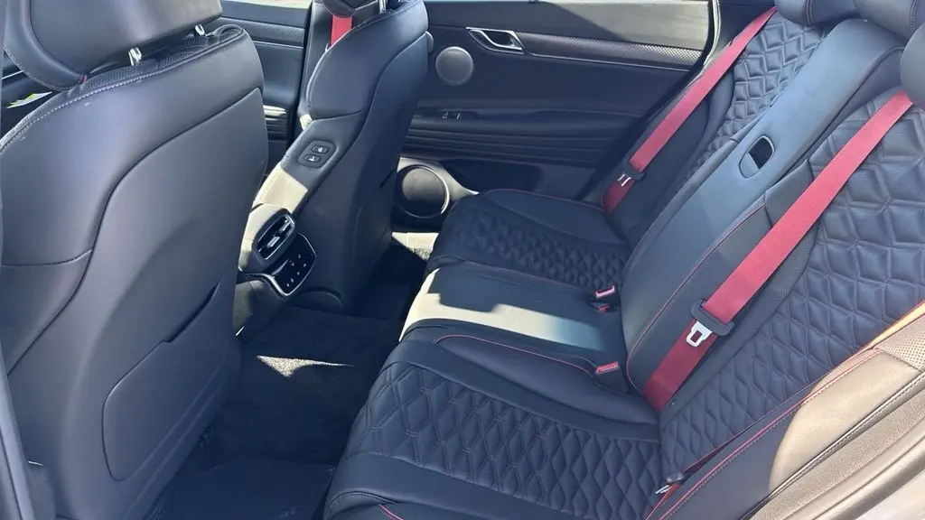 2025 Genesis G80 3.5T Sport Prestige