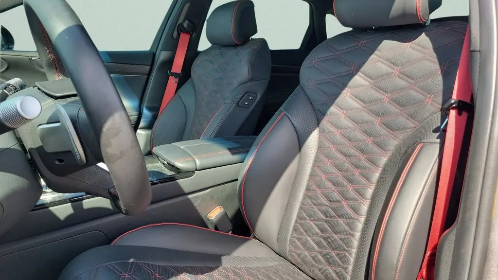 2025 Genesis G80 3.5T Sport Prestige
