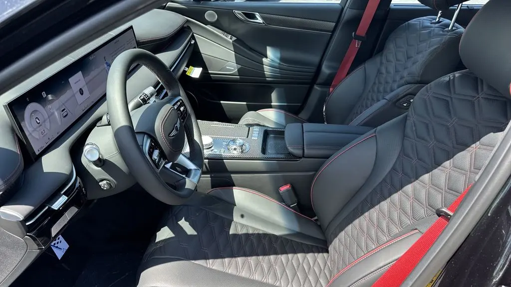 2025 Genesis G80 3.5T Sport Prestige