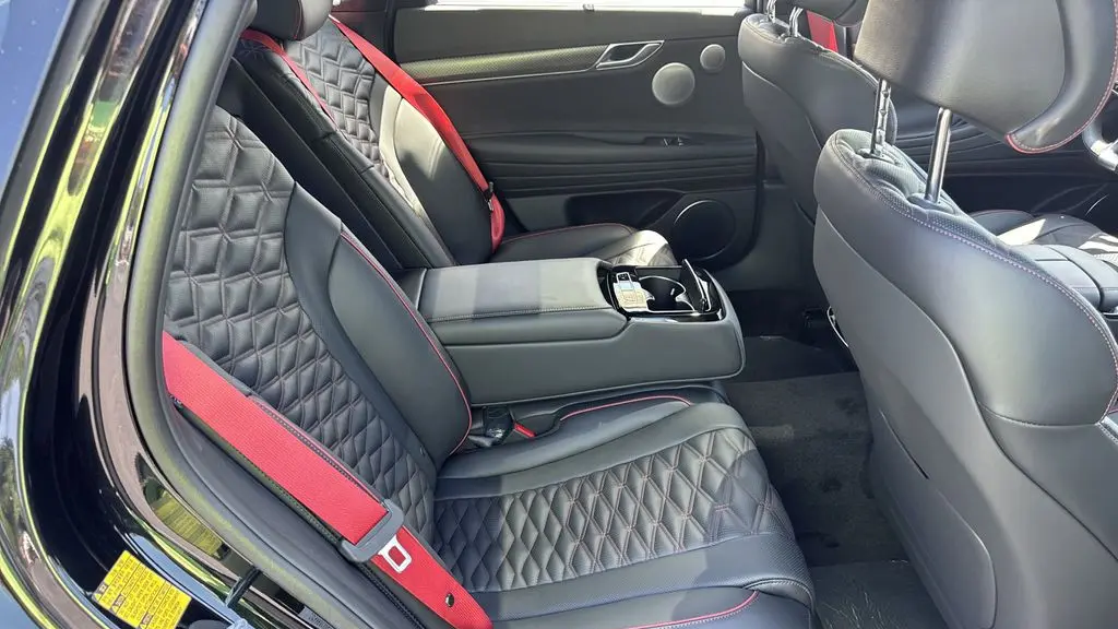 2025 Genesis G80 3.5T Sport Prestige