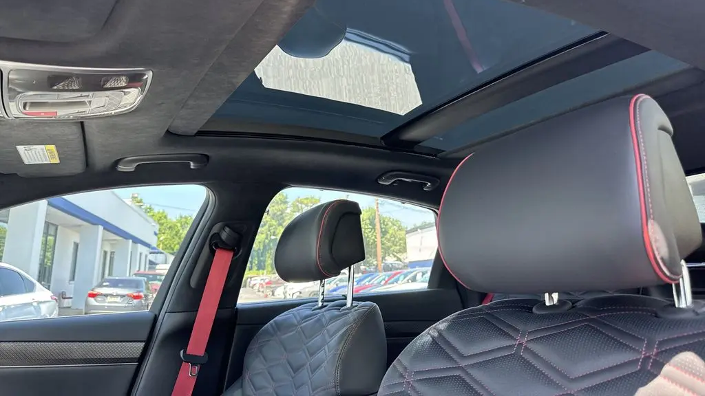 2025 Genesis G80 3.5T Sport Prestige