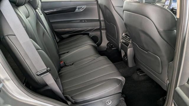 2025 Genesis GV80 2.5T