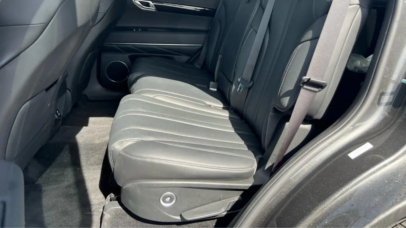 2025 Genesis GV80 2.5T